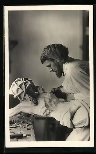 AK Oberammergau, Christusdarsteller Alois Lang bei der Arbeit, Passionsspiele