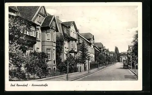 AK Bad Nenndorf, Kramerstrasse mit Auto