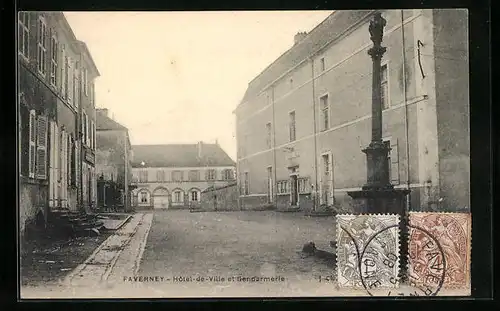 AK Faverney, Hotel-de-Ville et Gendarmerie