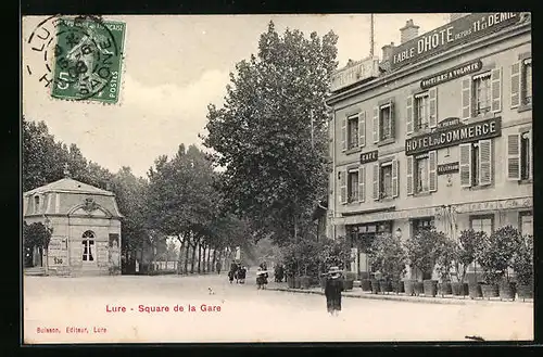 AK Lure, Square de la Gare