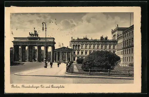 AK Berlin, Brandenburger Tor und Pariserplatz