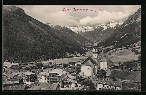 AK Gossensass am Brenner, Panorama mit Kirche