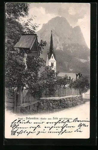 AK Seis am Schlern, Wegkreuz vor der Kirche, Bergpanorama
