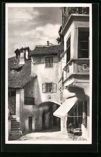 AK Meran, Strassenpartie mit Gemüsestand