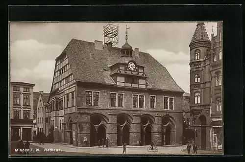 AK Minden i. W., Rathaus mit Strassenpartie