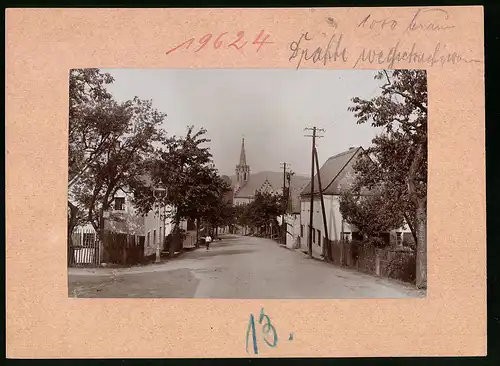 Fotografie Brück & Sohn Meissen, Ansicht Berggiesshübel, Blick in die Strasse Am Kirchberg