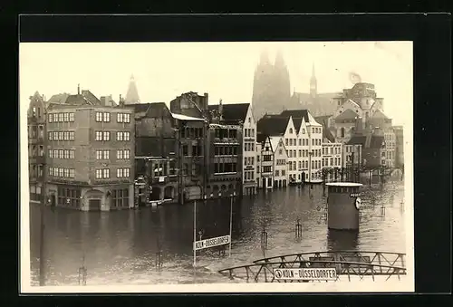 Foto-AK Köln, Ortsansicht mit Hochwasser 1927