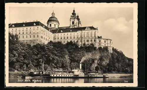 AK Melk /Wachau, Dampfer Aschach vor dem Stift