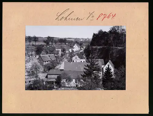 Fotografie Brück & Sohn Meissen, Ansicht Lohmen, Blick in den Ort mit Strassenpartie