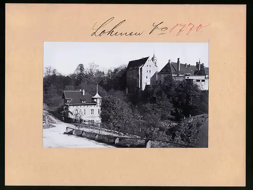 Fotografie Brück & Sohn Meissen, Ansicht Lohmen, Ortspartie mit dem Schloss