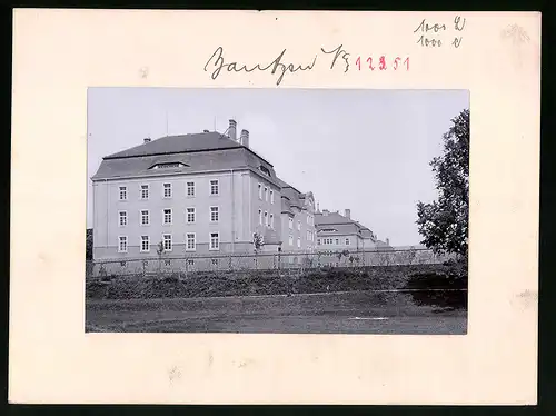 Fotografie Brück & Sohn Meissen, Ansicht Bautzen, Kaserne des 3. Königlich Sächsischen Husaren-Regiments Nr. 20