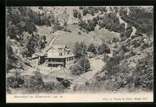 AK Neuratheis im Schnalsertal, Ortspartie mit Hotel