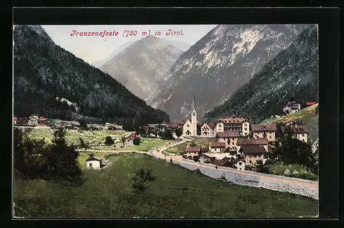 AK Franzensfeste, Ortsansicht mit Bergpanorama