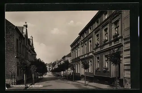 AK Odenkirchen, Gartenstrasse mit Bäumen