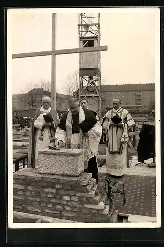 Foto-AK Berlin-Schöneberg, Grundsteinlegung St.-Konrad-Kirche 1958