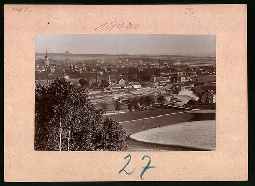 Fotografie Brück & Sohn Meissen, Ansicht Frankenberg i. Sa., Blick auf den Ort mit den Fabriken