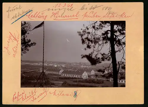 Fotografie Brück & Sohn Meissen, Ansicht Milowitz, Blick auf das K.u.K. Militärlager, Barackenlager