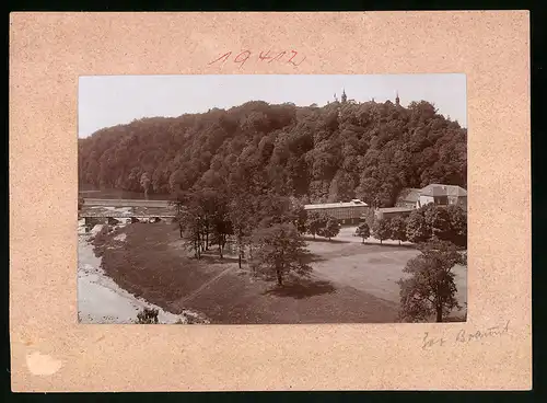 Fotografie Brück & Sohn Meissen, Ansicht Lichtenwalde, Blick auf die Mühle und das Schloss