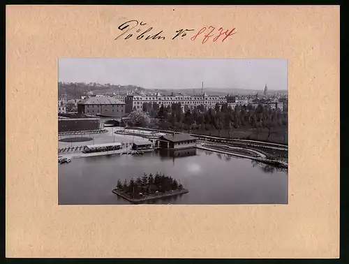 Fotografie Brück & Sohn Meissen, Ansicht Döbeln, Blick auf die Kaserne des 11. Infanterie-Regiments mit Gondelteich