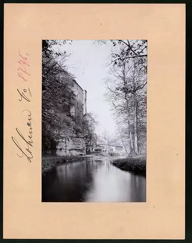 Fotografie Brück & Sohn Meissen, Ansicht Lohmen i. Sa., Flusspartie mit Blick auf das Schloss