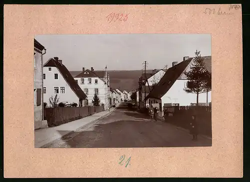 Fotografie Brück & Sohn Meissen, Ansicht Olbernhau, Partie in der Zöblitzer Strasse mit Wohnhäusern