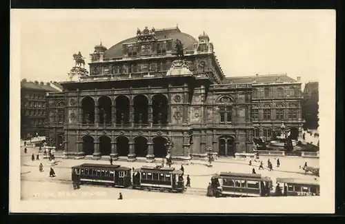 AK Wien, Ansicht Staatsoper mit Strassenbahn