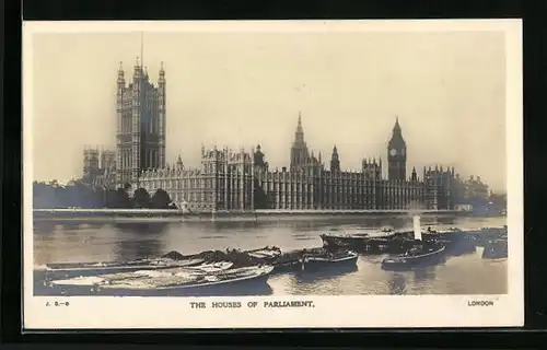 AK London, The Houses of Parliament