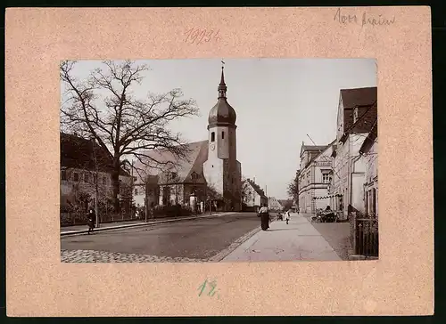 Fotografie Brück & Sohn Meissen, Ansicht Olbernhau i. Erzg., Markt mit Lutherkirche, Apotheke, Blick auf Haus J.. Keller