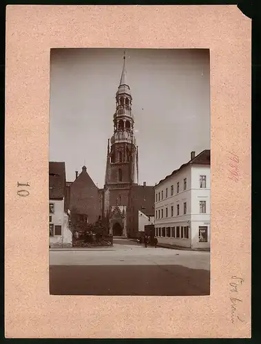 Fotografie Brück & Sohn Meissen, Ansicht Zwickau, Blick in das Schulgässchen mit Kirche