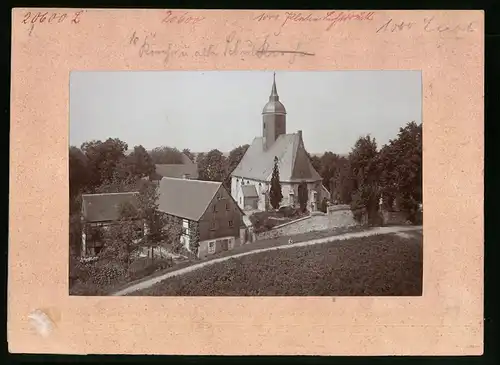 Fotografie Brück & Sohn Meissen, Ansicht Dittmannsdorf, Blick auf die Kirche und alte Schule