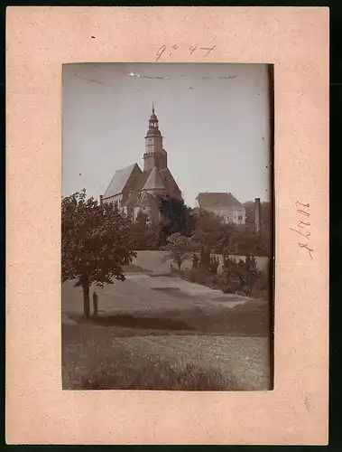 Fotografie Brück & Sohn Meissen, Ansicht Kamenz i. Sa., Blick über die Felder auf die Hauptkirche