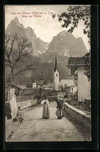 AK Seis am Schlern, Weg zur Kirche mit zwei Frauen