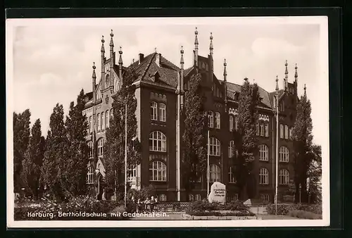 AK Harburg, Bertholdschule mit Gedenkstein