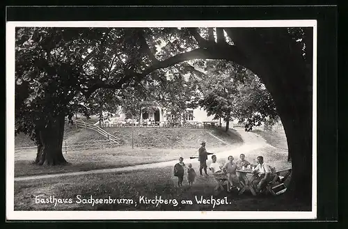 AK Sachsenbrunn bei Kirchberg am Wechsel, Gasthaus Sachsenbrunn, Kleine Gesellschaft mit Jäger