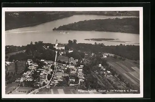 AK Wallsee /Donau, Fliegeraufnahme von Schloss und Ort