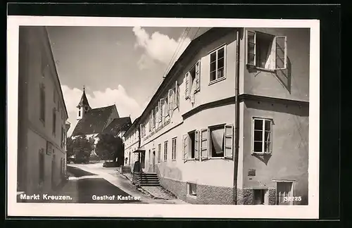 AK Markt Kreuzen, Gasthof Kastner mit Kirche