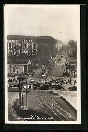 AK Berlin, Strassenbahnen am Potsdamer Platz Ecke Leipzigerstrasse