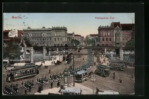 AK Berlin, Strassenbahnen am Bahnhof Hallesches Tor