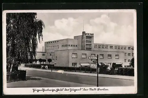 AK Berlin, Jugendherberge Haus der Jugend in der Teupitzerstrasse am Kiehlufer