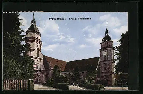 AK Freudenstadt, Ansicht der Evang. Stadtkirche