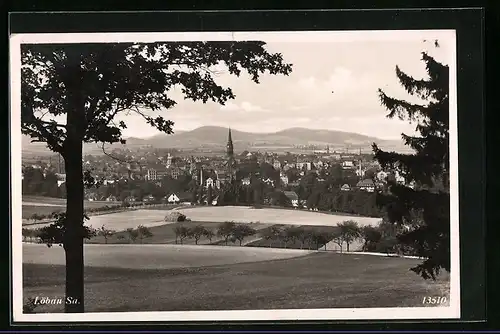 AK Löbau i. Sa., Totalansicht aus der Ferne