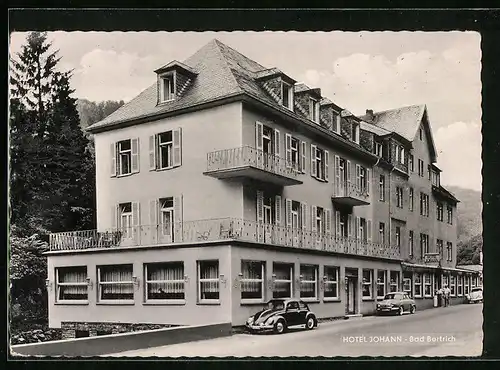 AK Bad Bertrich, Strassenpartie mit dem Hotel Johann
