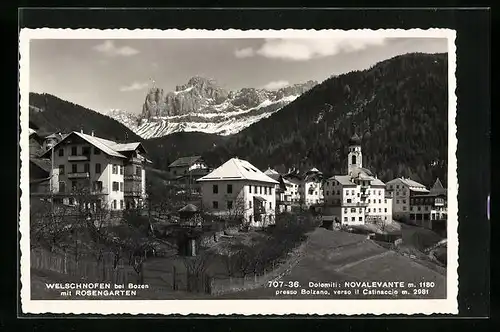 AK Welschnofen bei Bozen, Ortsansicht mit Rosengarten