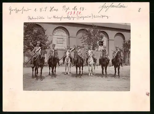 Fotografie Brück & Sohn Meissen, Ansicht Grossenhain i. Sa., Soldaten des 1. Husaren-Regiment auf Patrouille