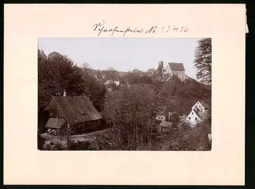 Fotografie Brück & Sohn Meissen, Ansicht Scharfenstein i. Erzg., Blick über den Ort zum Schloss