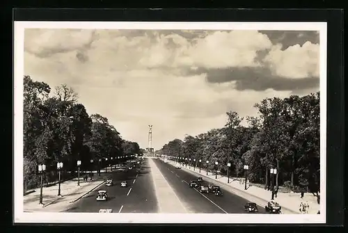 AK Berlin, Die Charlottenburger Chaussee unter Wolkenhimmel