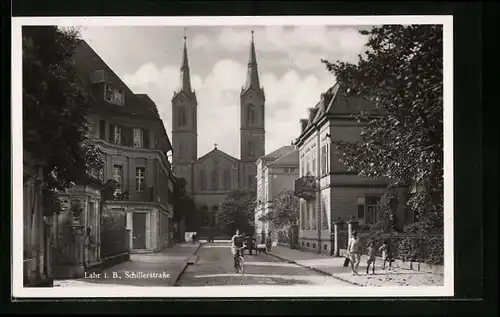 AK Lahr i. B., Fassade der Kirche in der Schillerstrasse