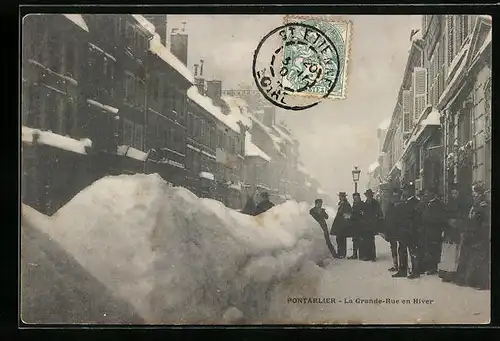 AK Pontarlier, La Grande Rue en Hier
