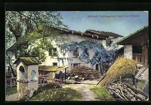 AK Prissian, Gebäudepartie mit Hof im Frühling