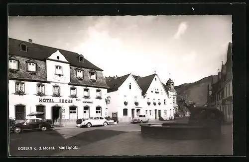 AK Kobern / Mosel, Marktplatz mit Hotel Fuchs